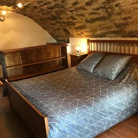 Le Grand Holiday home Saint-Beauzely